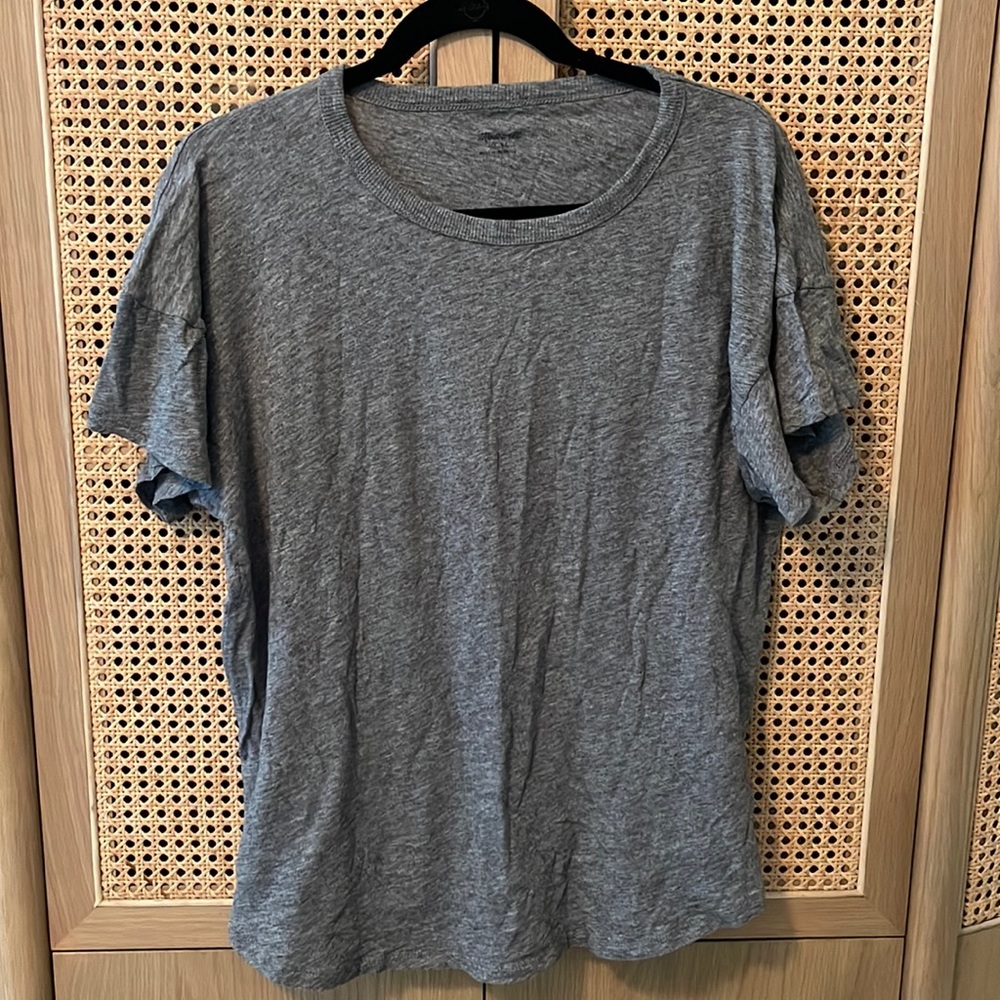 Madewell Grey XL T Shirt (used)